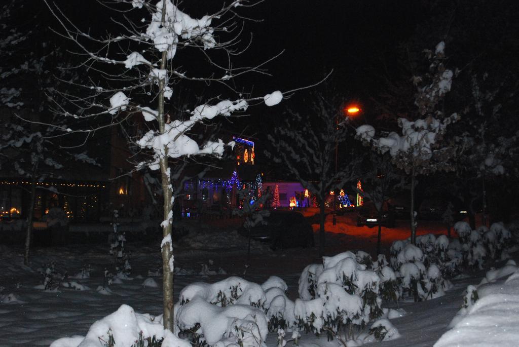Вілла 27 Aughrim Holidays Екстер'єр фото